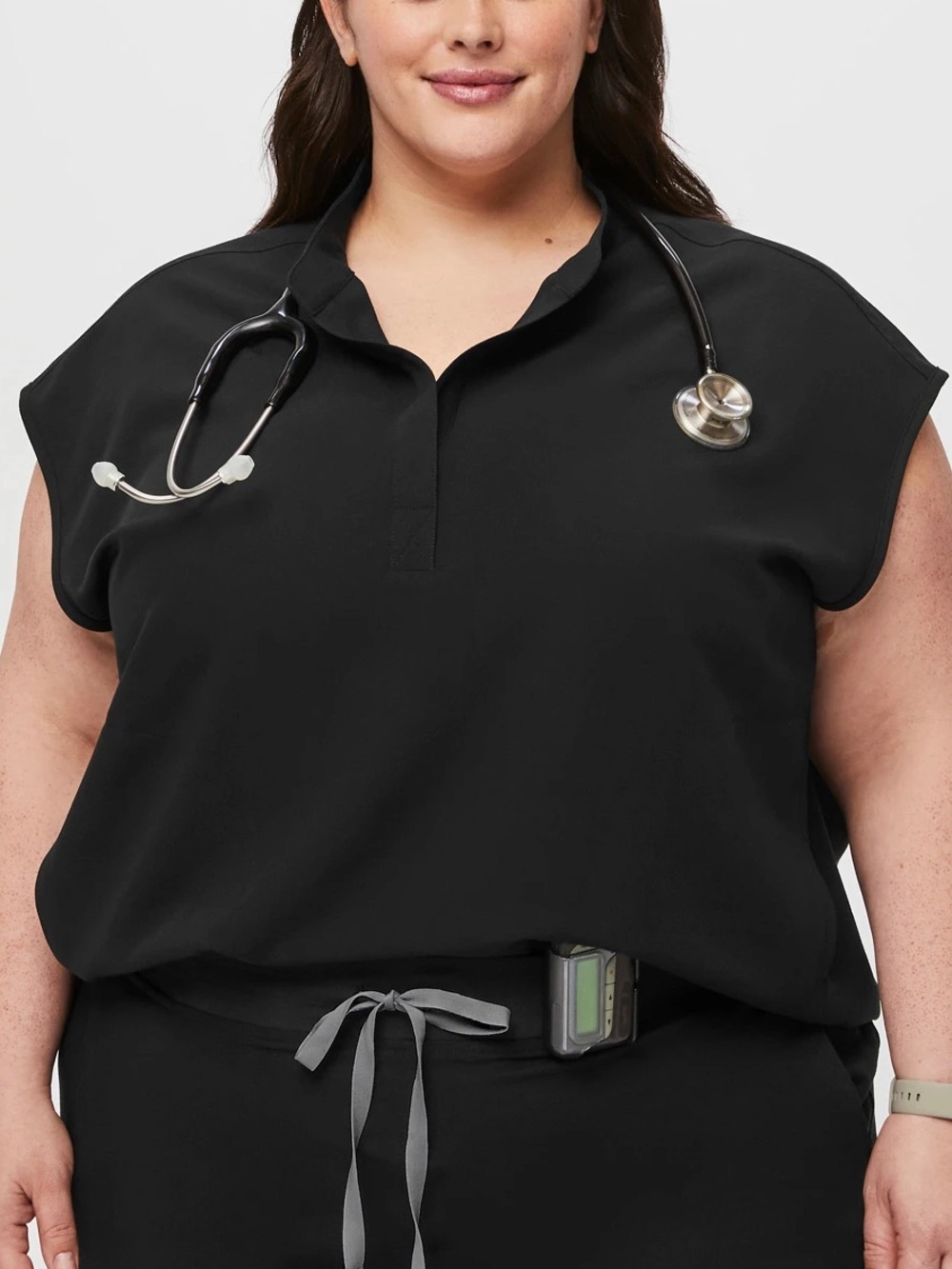 FIGS Women’s Black Oversized Rafaela Scrub Top Size 6XL